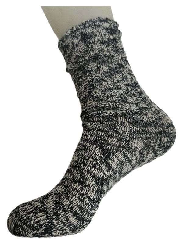 Thick socks, autumn/winter Australian single-breasted style