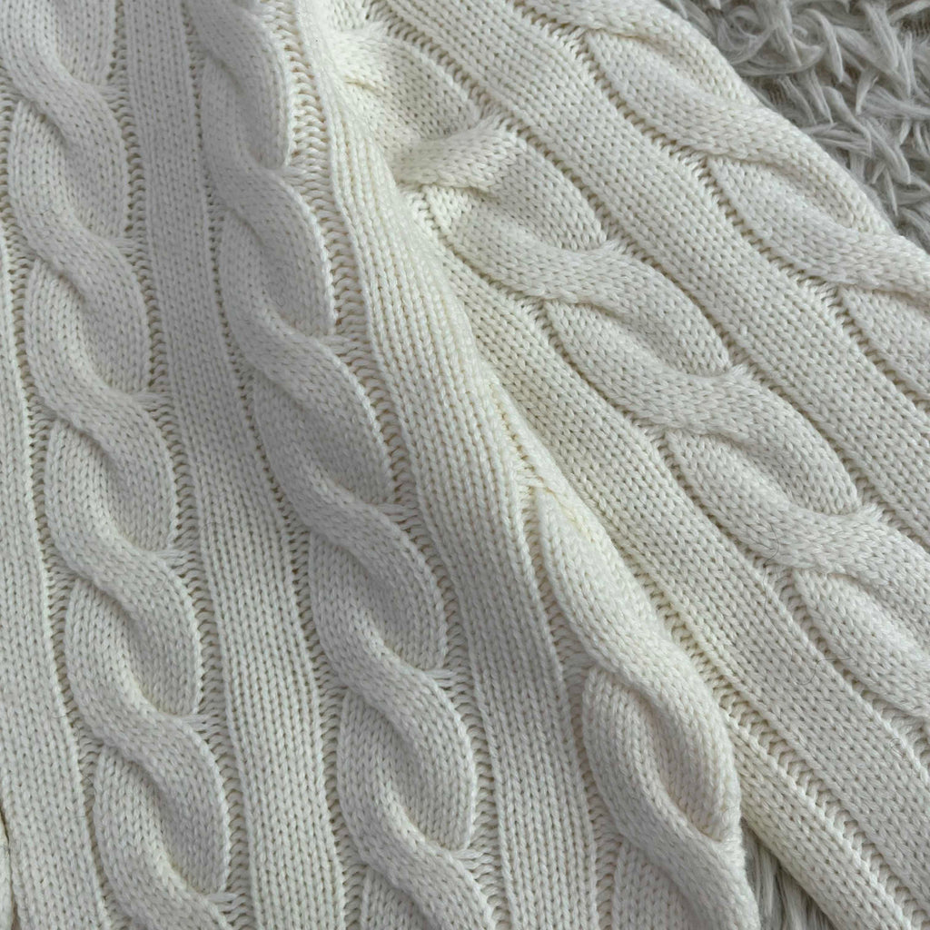 39448799 Cardigan in Natural Cable-knit Wool and Cashmere Cardigan
