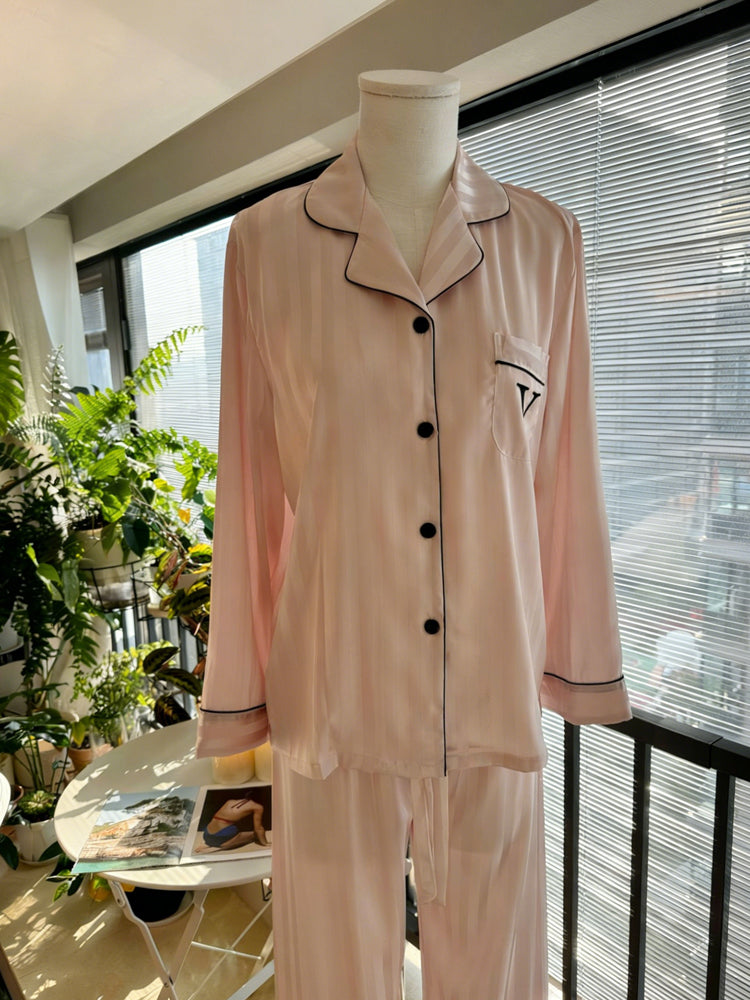 40452435 New pink striped pajamas for women, ice silk loungewear