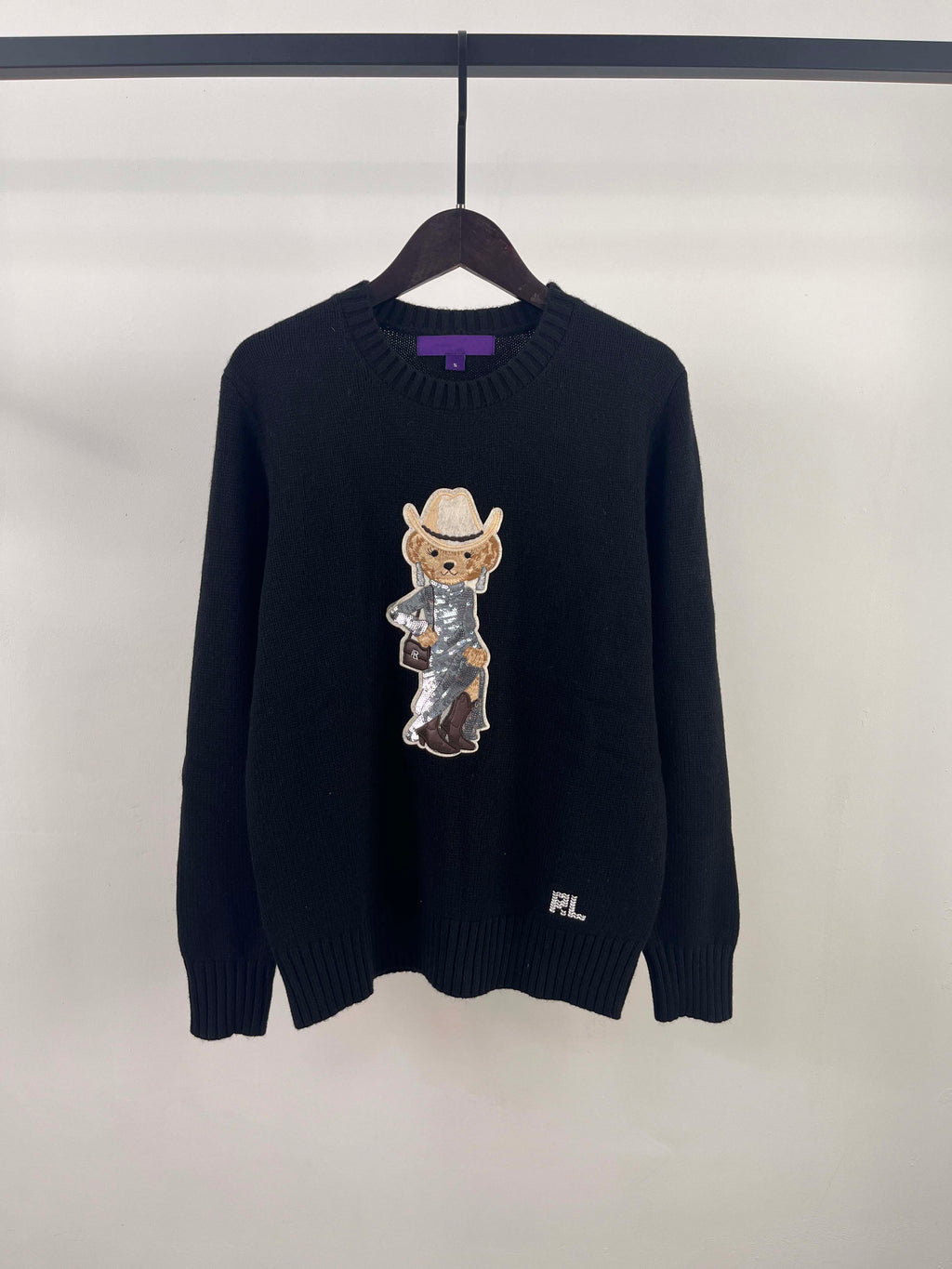 39588576RL Western Bear Crewneck Cashmere Sweater