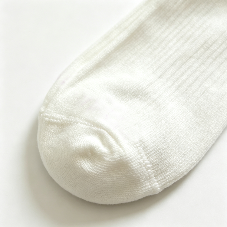 51170515 White Black Double Stripe Crew Socks Ribbed Knit Logo Label Casual Mid Calf Socks