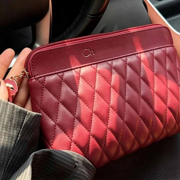 Quilted Makeup Pouch Diamond Pattern Cosmetic Storage Bag Zipper Travel Purse for Women - 51309350