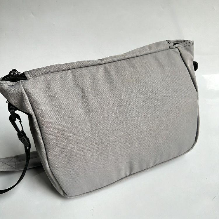 Waterproof Canvas Messenger Shoulder Bag, Adjustable Strap Crossbody Bag for Daily Travel - 40789599