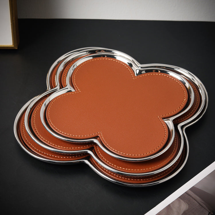 51211764 Clover Shape Leather Jewelry Tray Decorative Ring Earring Display Storage Tray-L