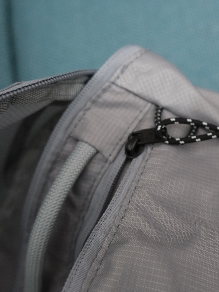 Lightweight outdoor daypack
