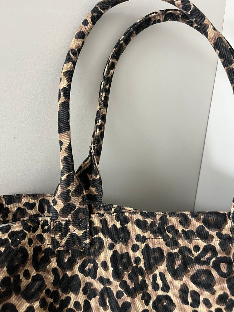 40549949Large Capacity Leopard Shoulder Tote
