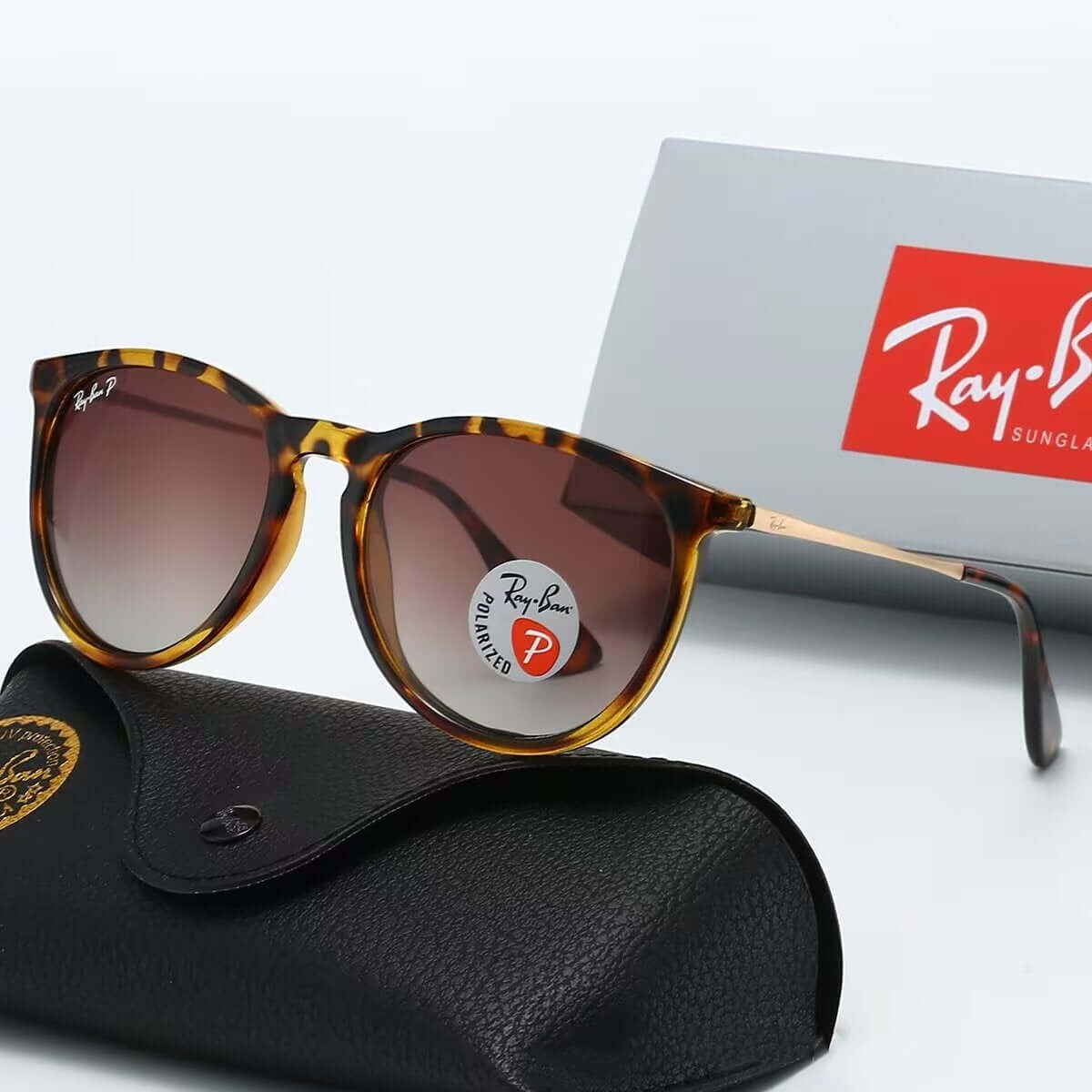 Outdoor casual fashion sunglasses with a stylish tortoiseshell design and original sunglasses case.