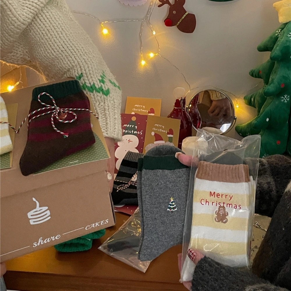 New Christmas wool socks, mid-calf striped women's socks