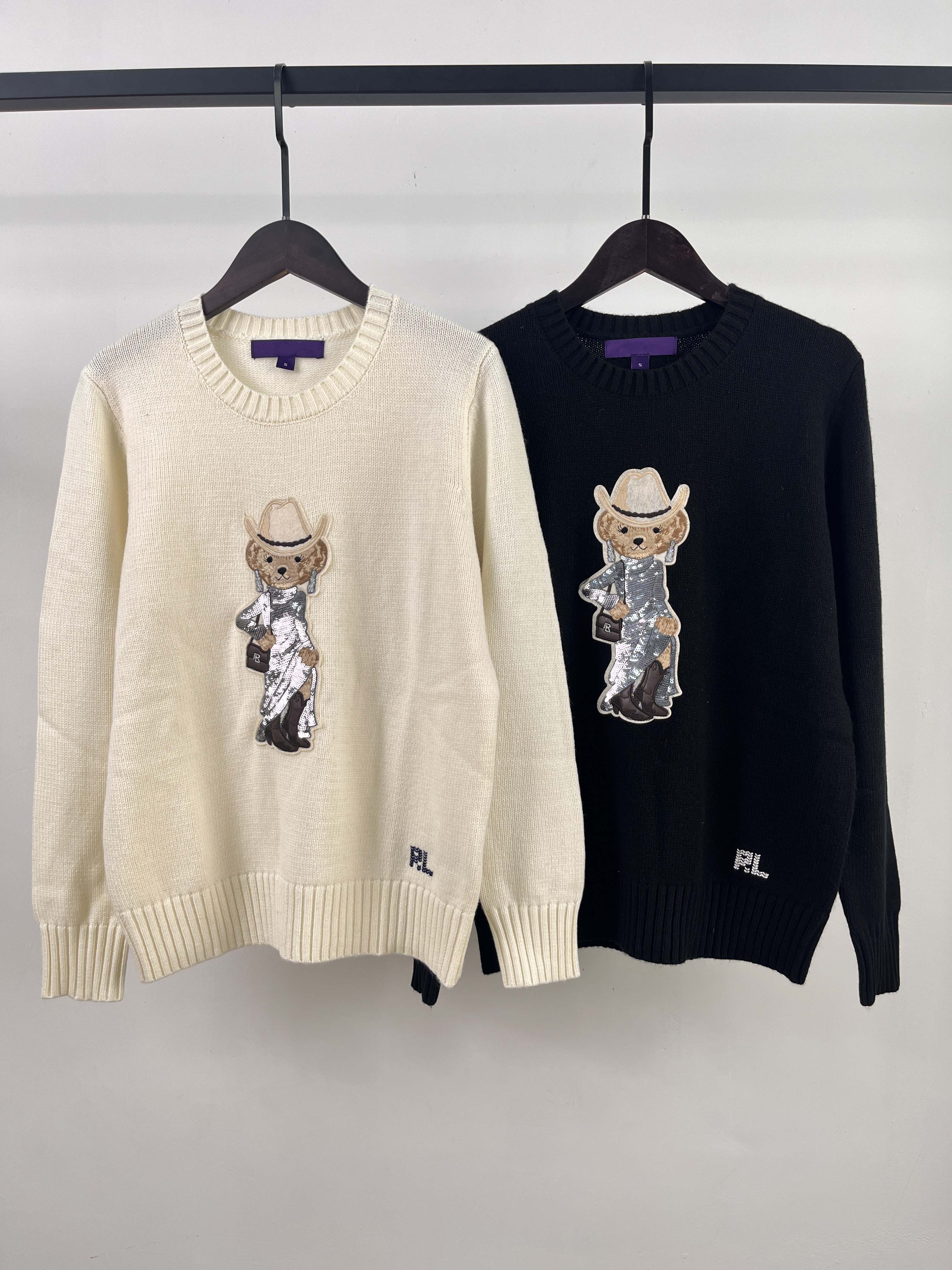 39588576RL Western Bear Crewneck Cashmere Sweater