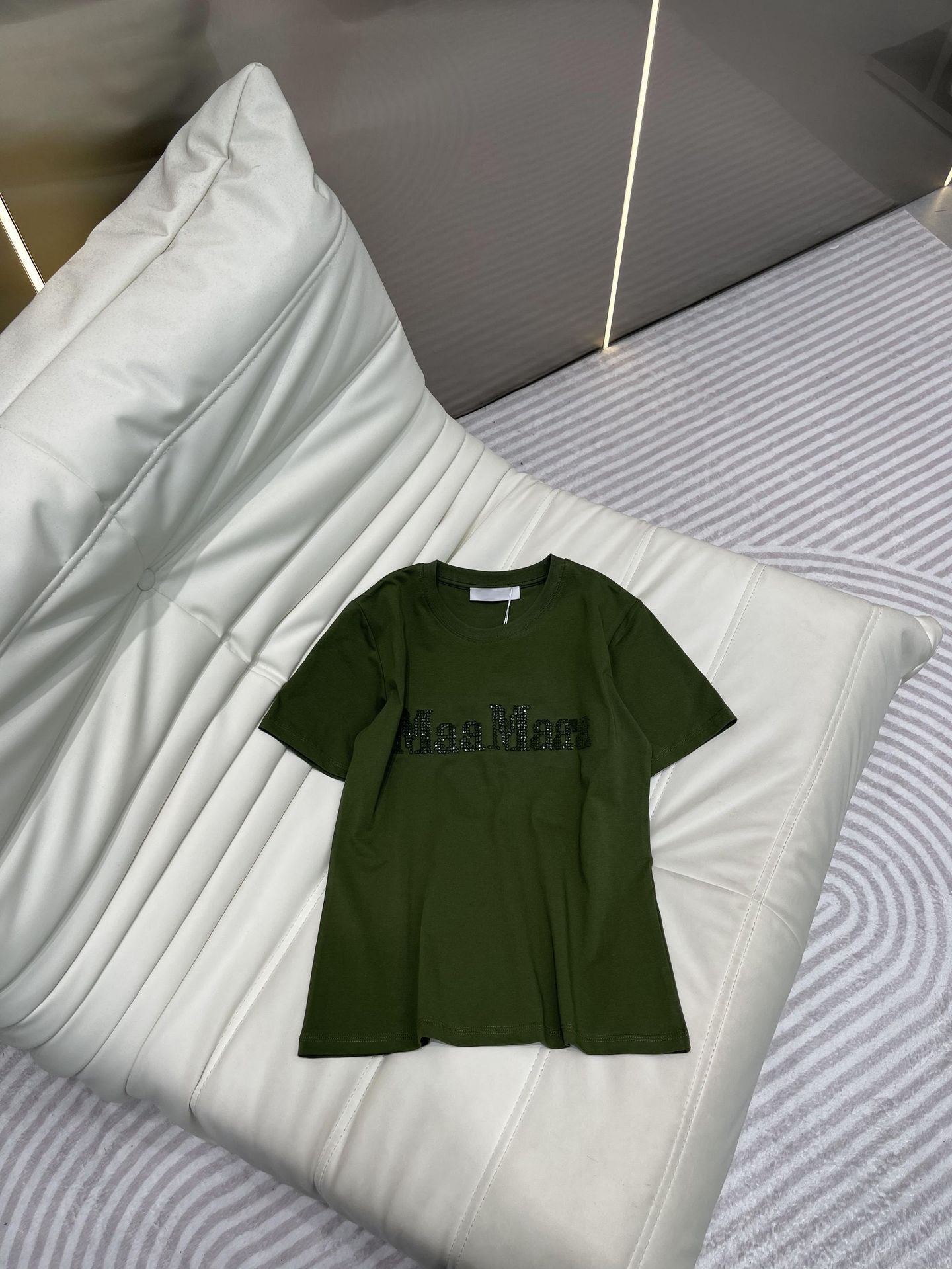 Max Tshirt