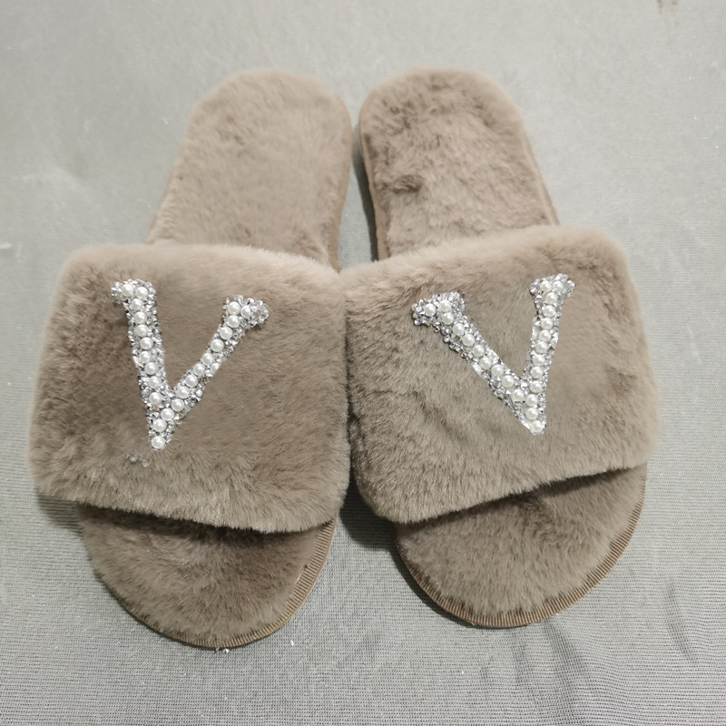 51334726 Women Fuzzy Plush Slippers Sparkling Rhinestone Logo Open Toe House Slippers for Indoor