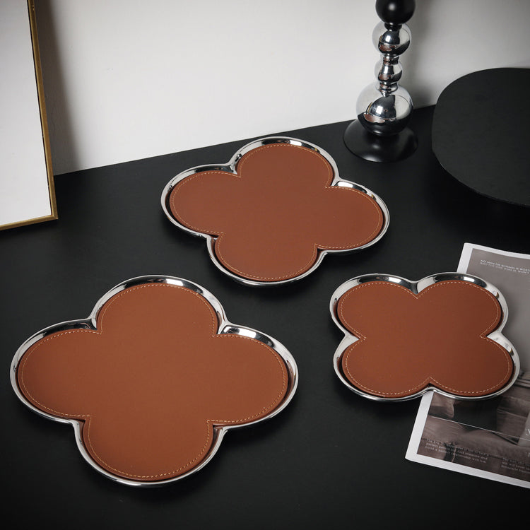 51211764 Clover Shape Leather Jewelry Tray Decorative Ring Earring Display Storage Tray-M