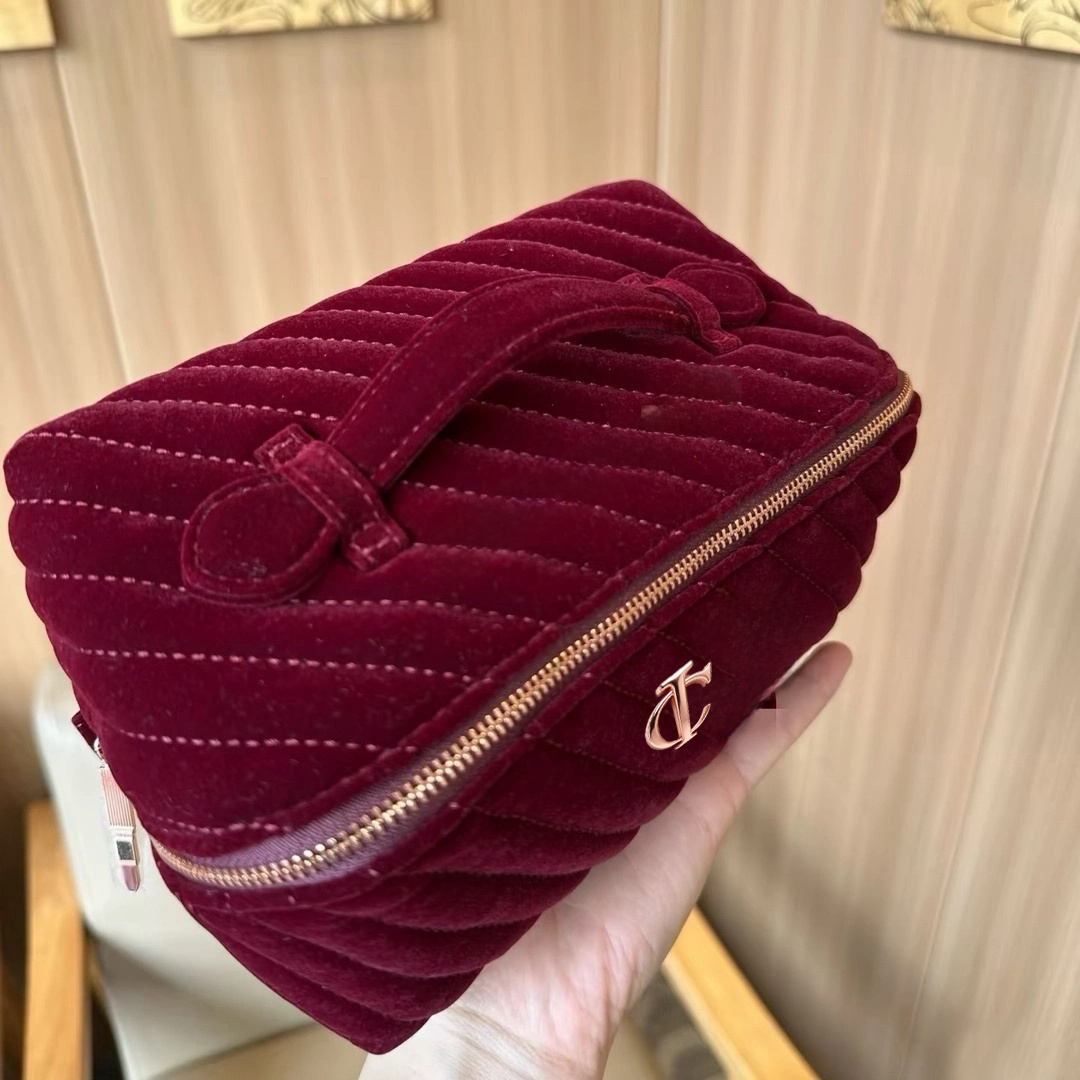 Quilted Velvet Makeup Bag Travel Cosmetic Pouch Zipper Storage Bag with Logo for Women - 40775860/51309341