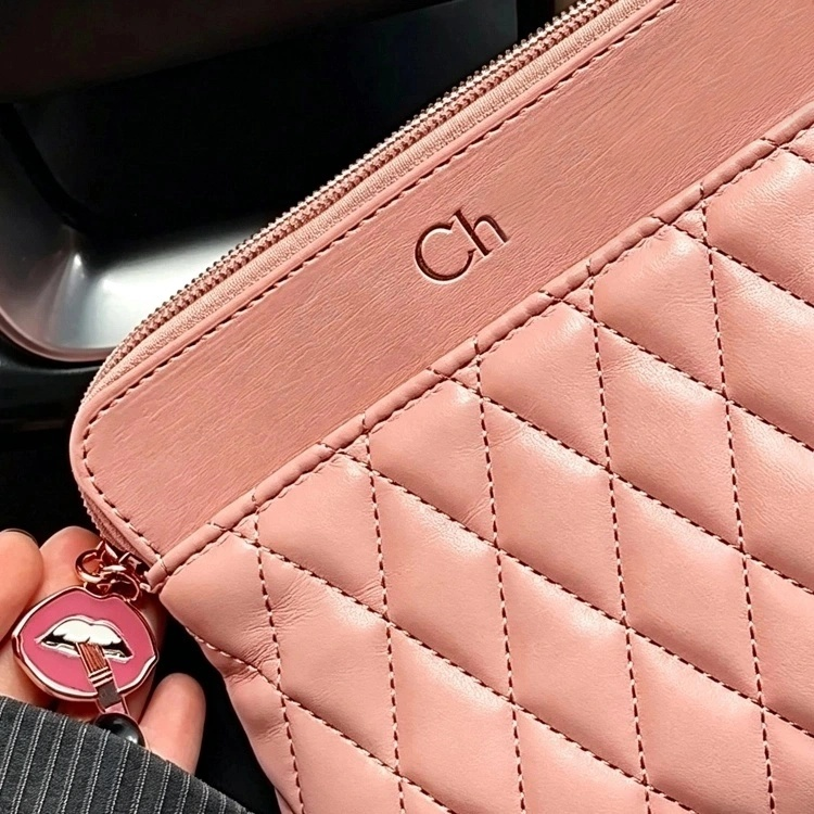 Quilted Makeup Pouch Diamond Pattern Cosmetic Storage Bag Zipper Travel Purse for Women - 51309350