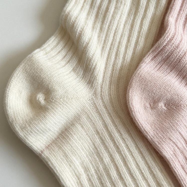 51193488 Women Striped Cotton Crew Socks Soft Comfortable Casual Mid‑Calf Socks Gift Box Set