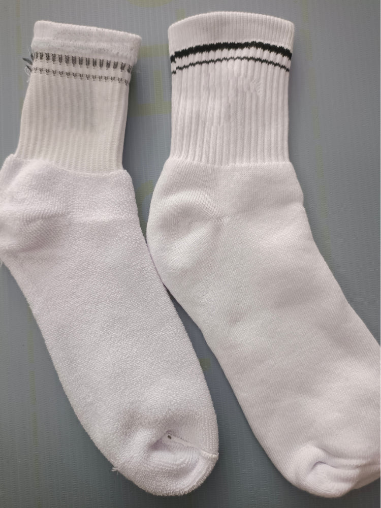 AL-Lettering Cotton Sports Socks （Height：15cm  Length：20cm）