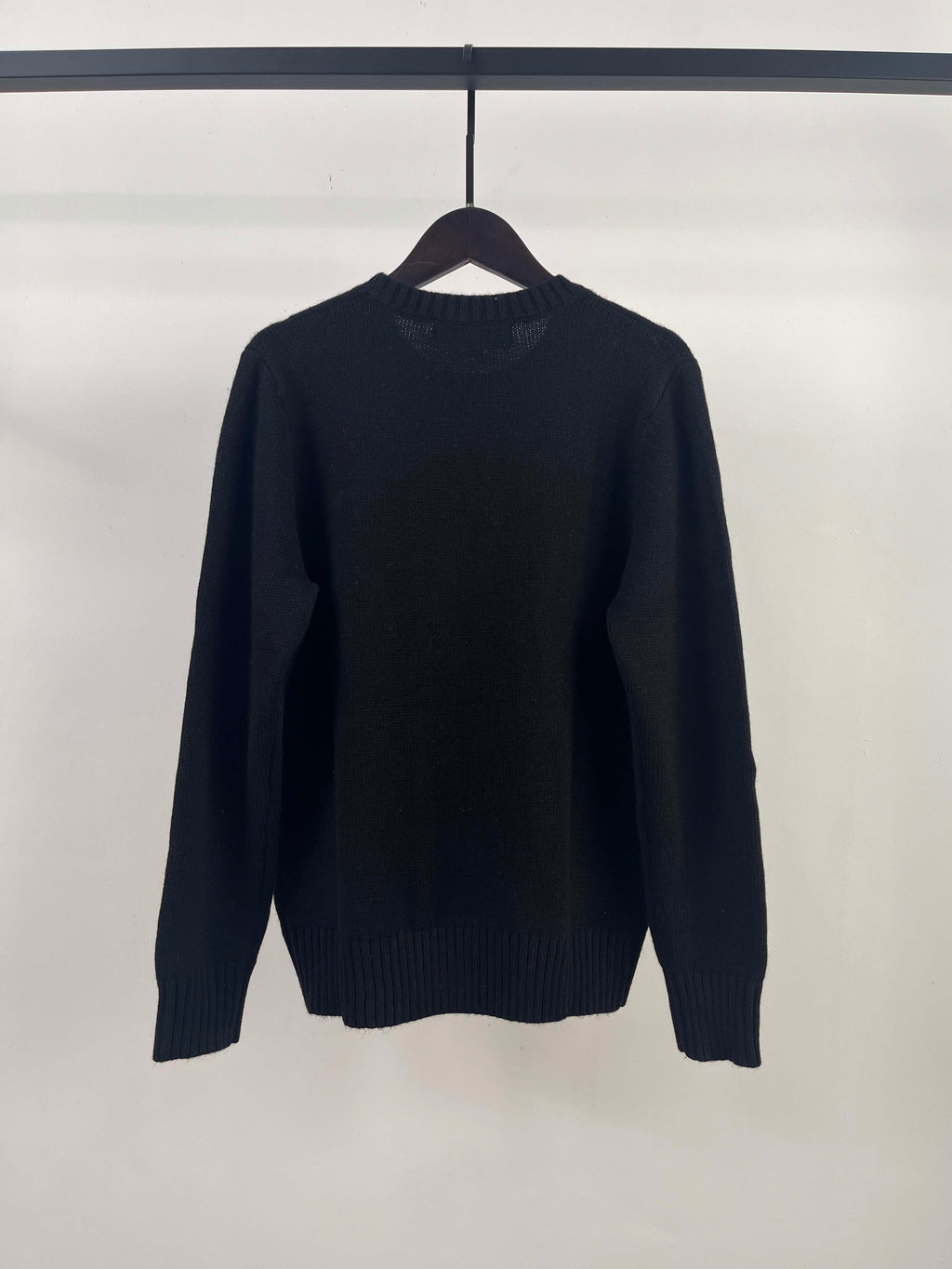 39588576RL Western Bear Crewneck Cashmere Sweater