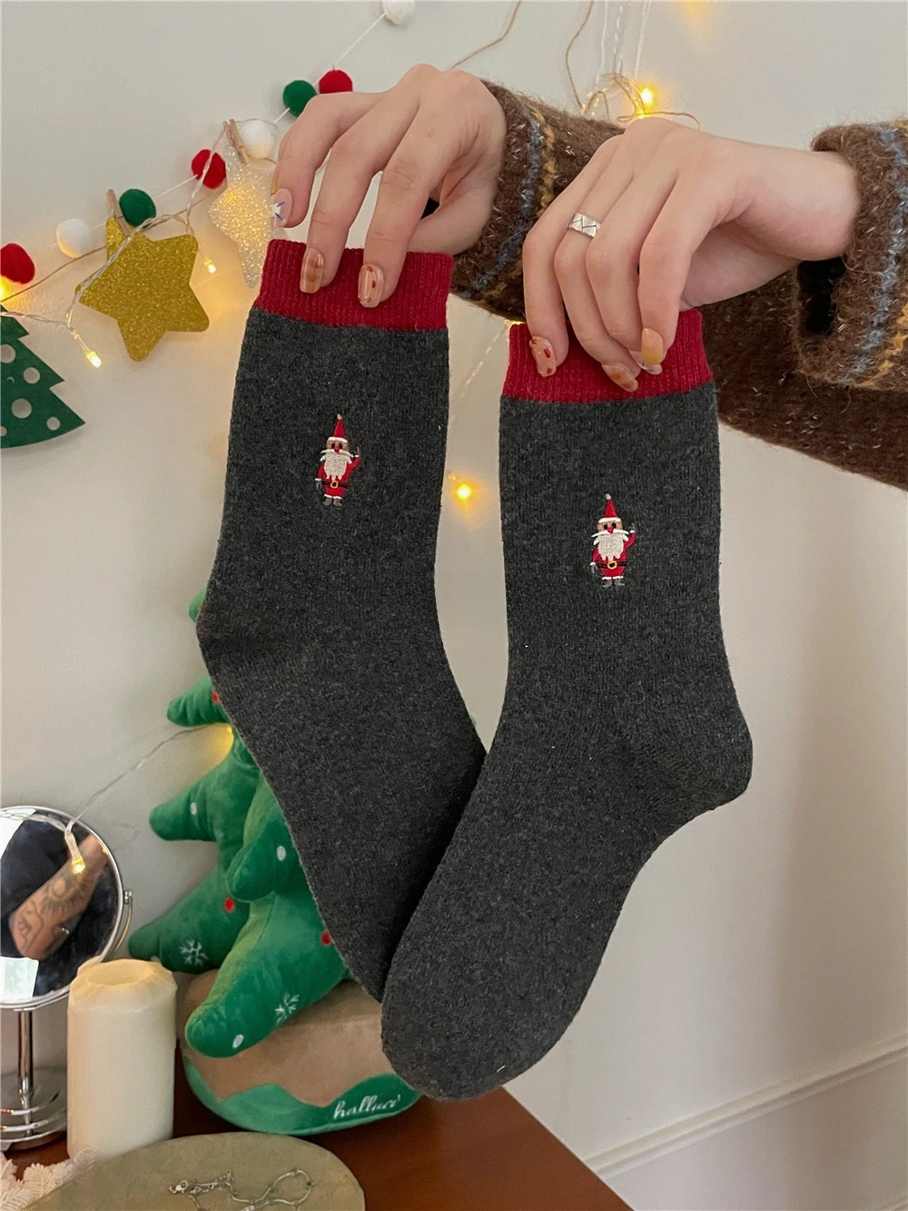 New Christmas wool socks, mid-calf striped women's socks