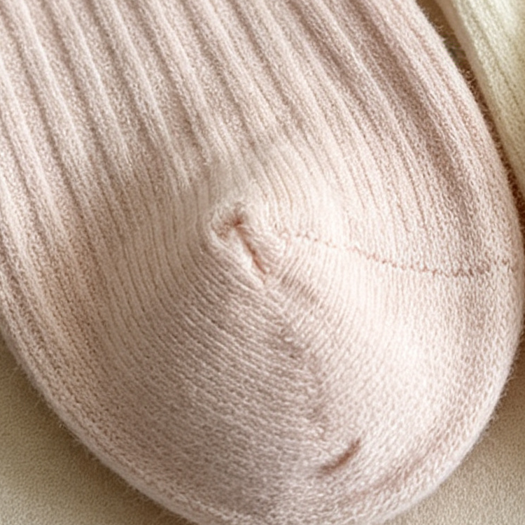 51193488 Women Striped Cotton Crew Socks Soft Comfortable Casual Mid‑Calf Socks Gift Box Set