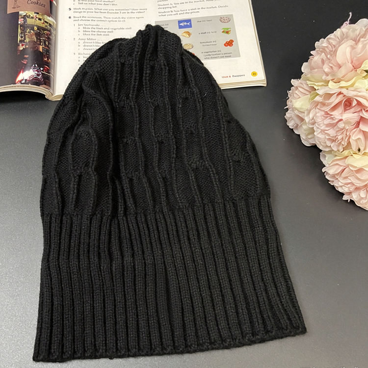 40823767 Cable Knit Beanie Hat Classic Embroidered Logo Warm Winter Knitted Cap for Men Women