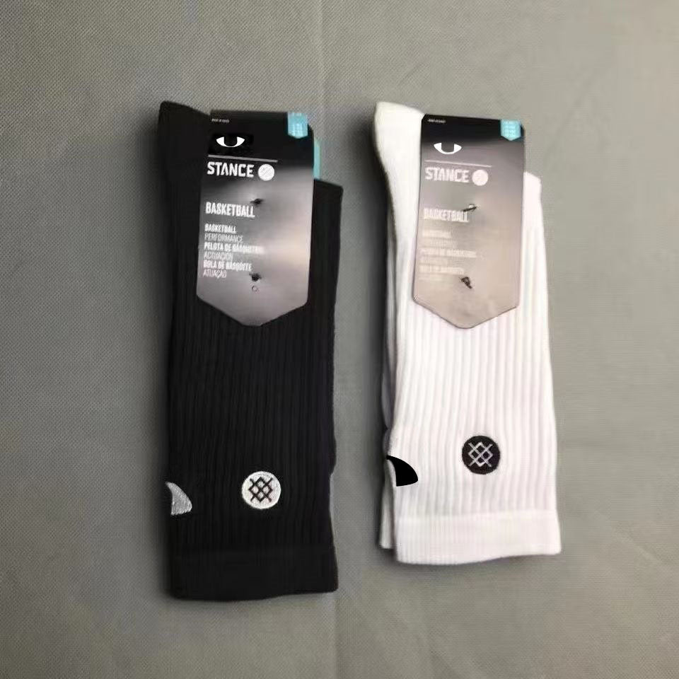 51121480 Breathable Mesh Athletic Socks - Cushioned Sports Crew Socks