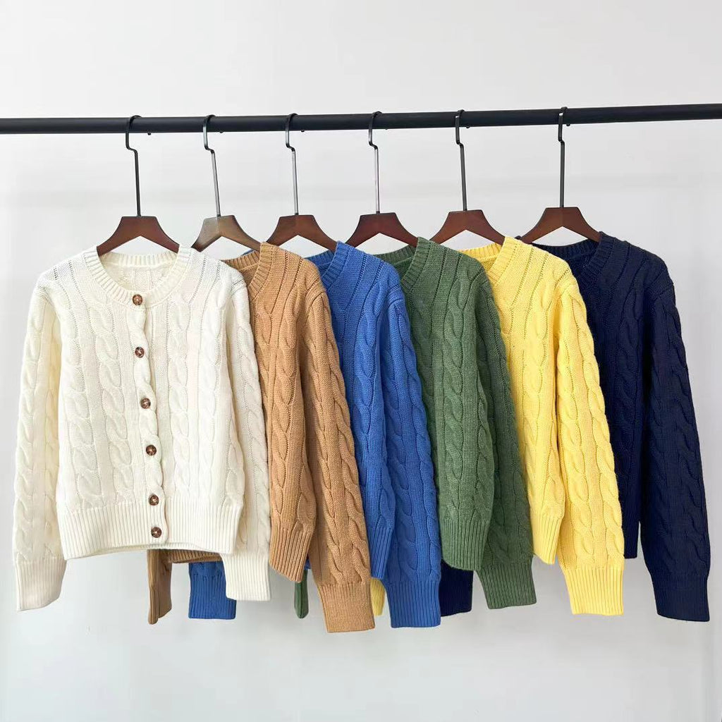 39448799 Cardigan in Natural Cable-knit Wool and Cashmere Cardigan