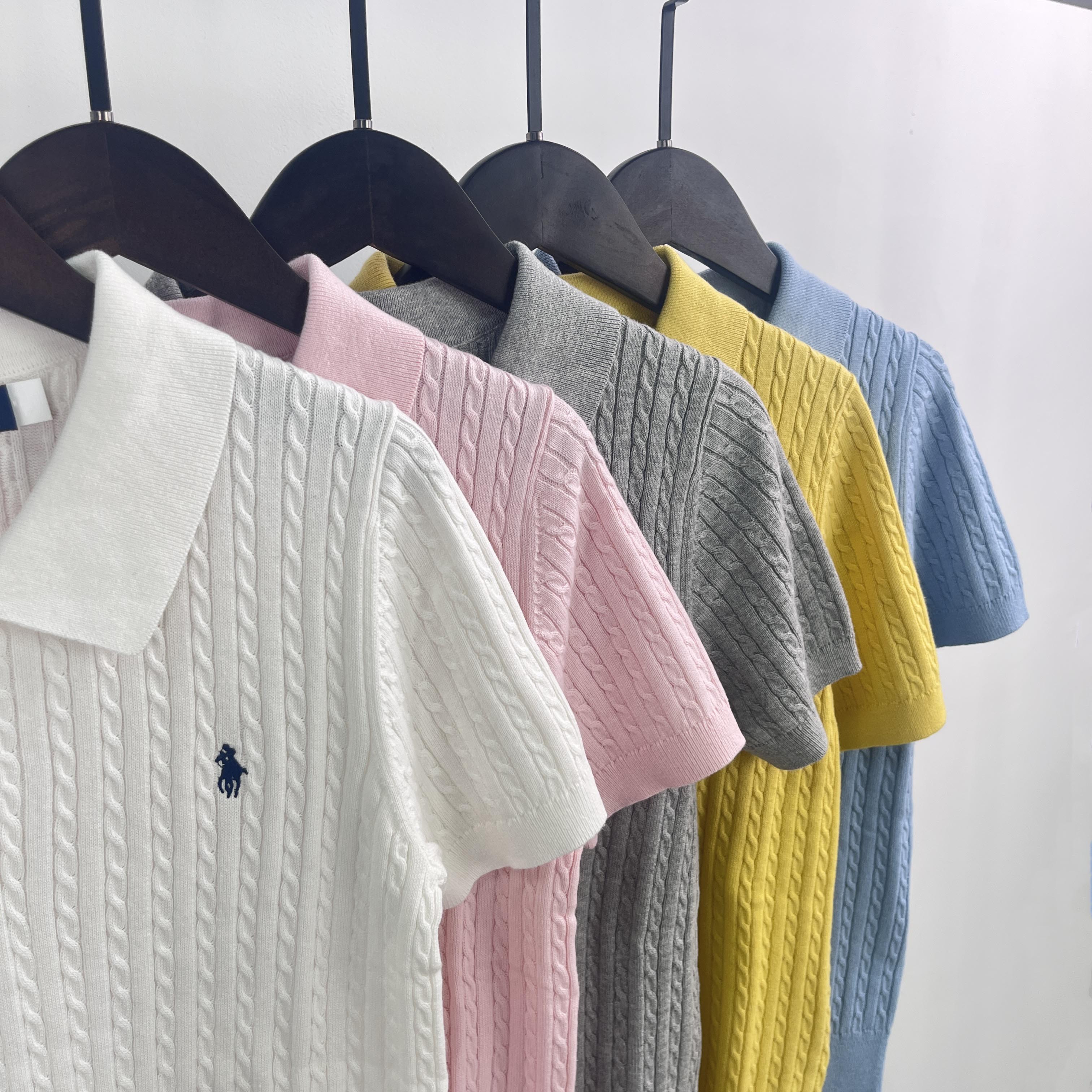 39613591 Women's Mini-Cable Cotton Polo Sweater - Short Sleeve Knit Top