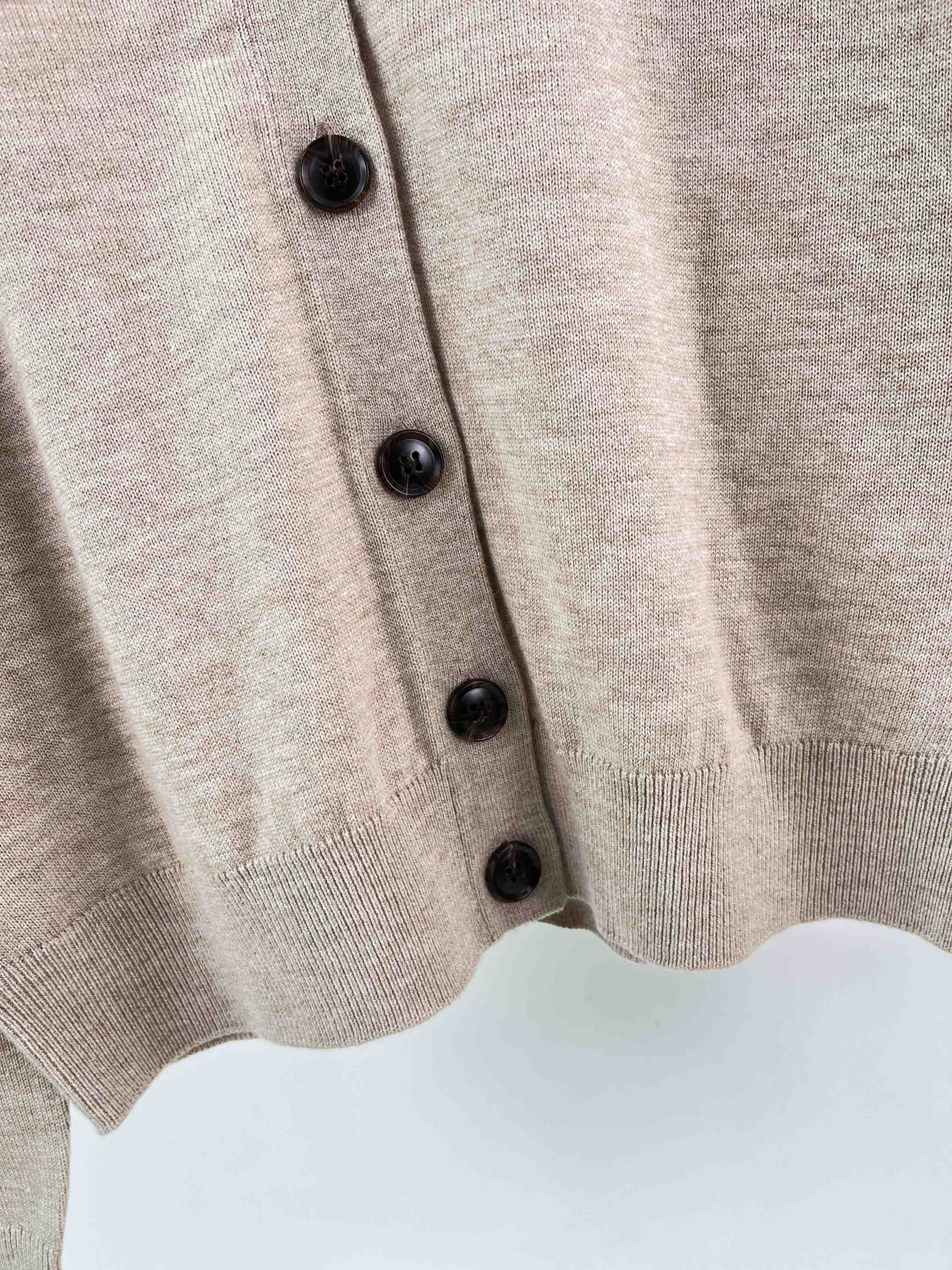 RED AMI DE COEUR CARDIGAN Cardigan in classic merino wool