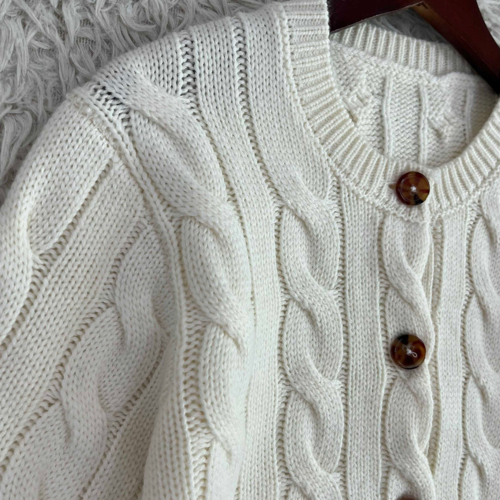 39448799 Cardigan in Natural Cable-knit Wool and Cashmere Cardigan