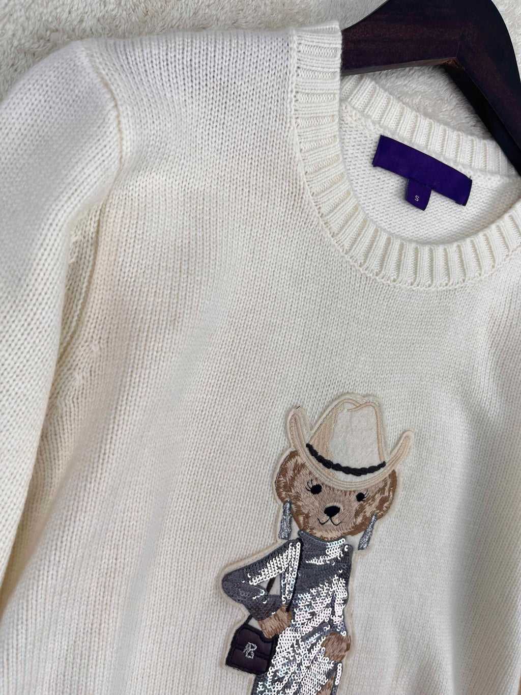 39588576RL Western Bear Crewneck Cashmere Sweater