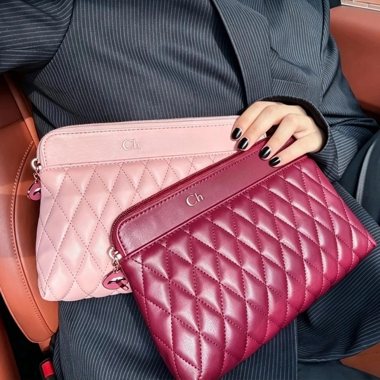 Quilted Makeup Pouch Diamond Pattern Cosmetic Storage Bag Zipper Travel Purse for Women - 51309350