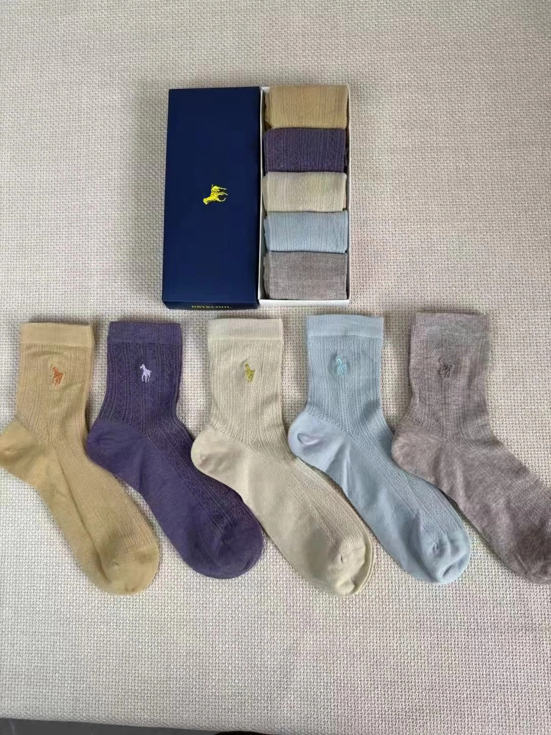 Women Cute Floral Crew Socks Gift Box Soft Cotton Casual Mid Calf Socks Multi Pack(5-Pack in a box) - 40785305
