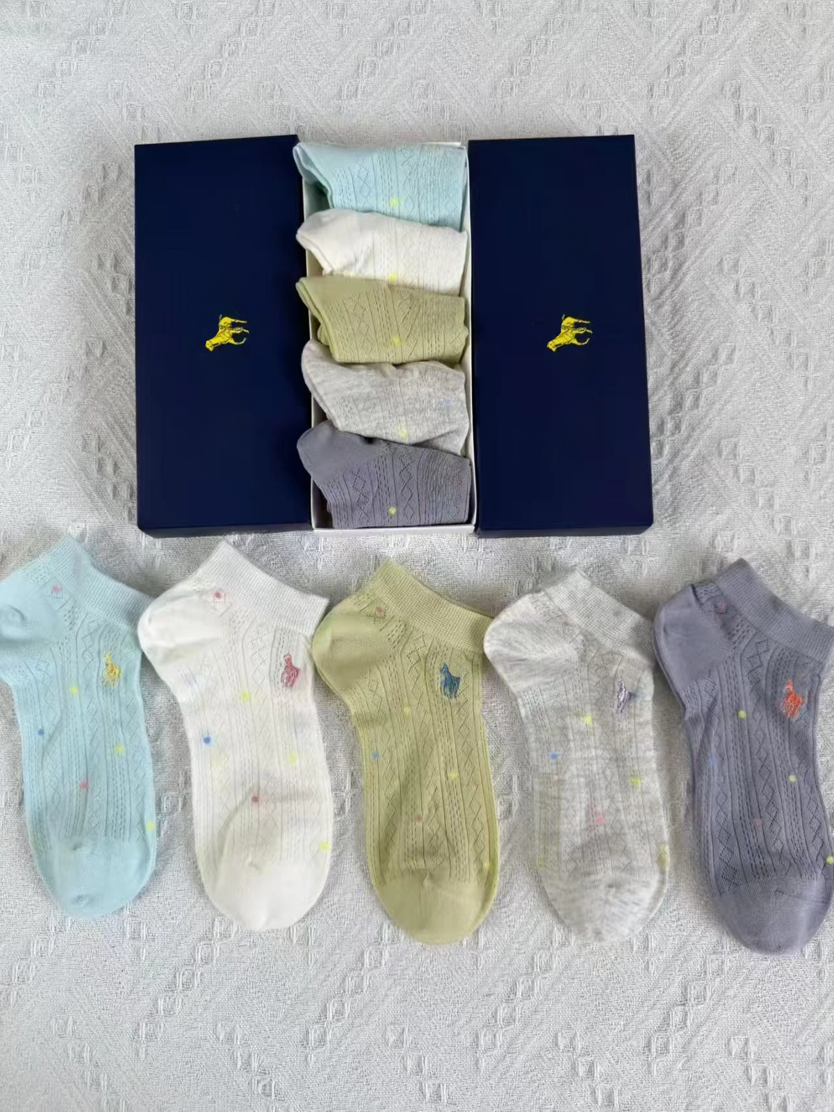 Women Cute Floral Crew Socks Gift Box Soft Cotton Casual Mid Calf Socks Multi Pack(5-Pack in a box) - 40785305