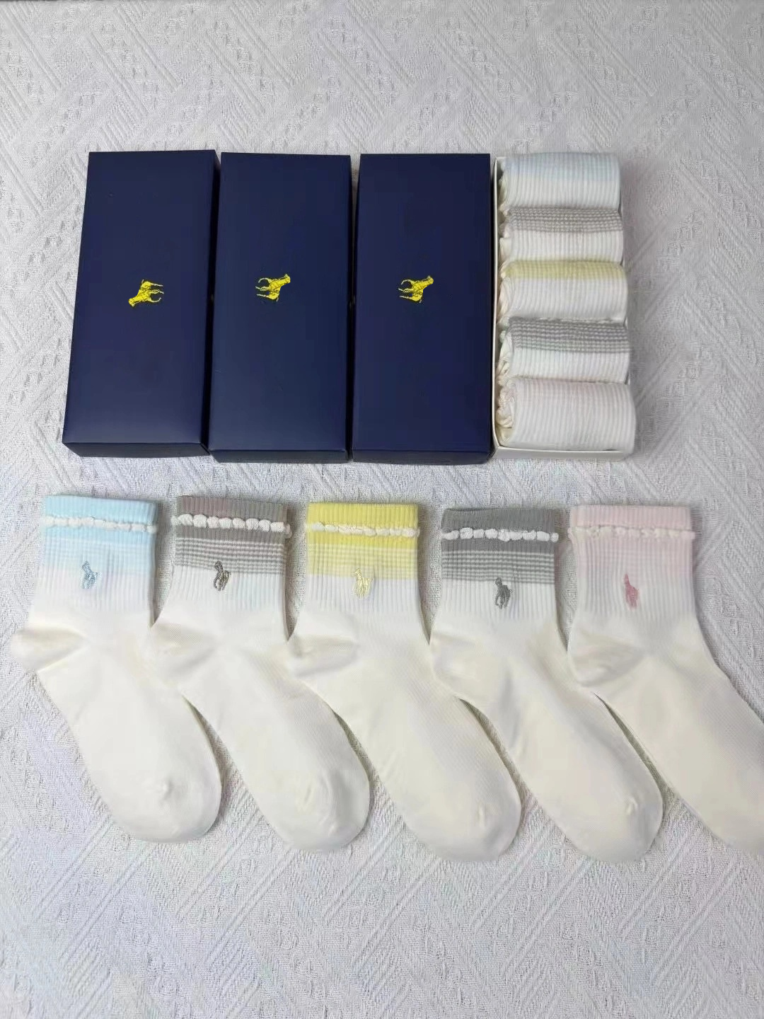 Women Cute Floral Crew Socks Gift Box Soft Cotton Casual Mid Calf Socks Multi Pack(5-Pack in a box) - 40785305
