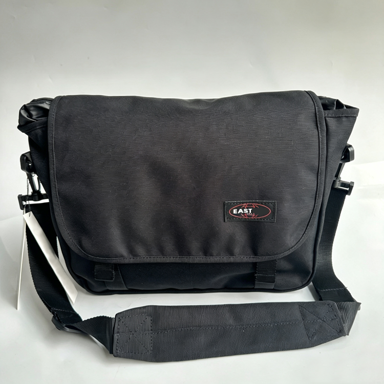 Waterproof Canvas Messenger Shoulder Bag, Adjustable Strap Crossbody Bag for Daily Travel - 40789599
