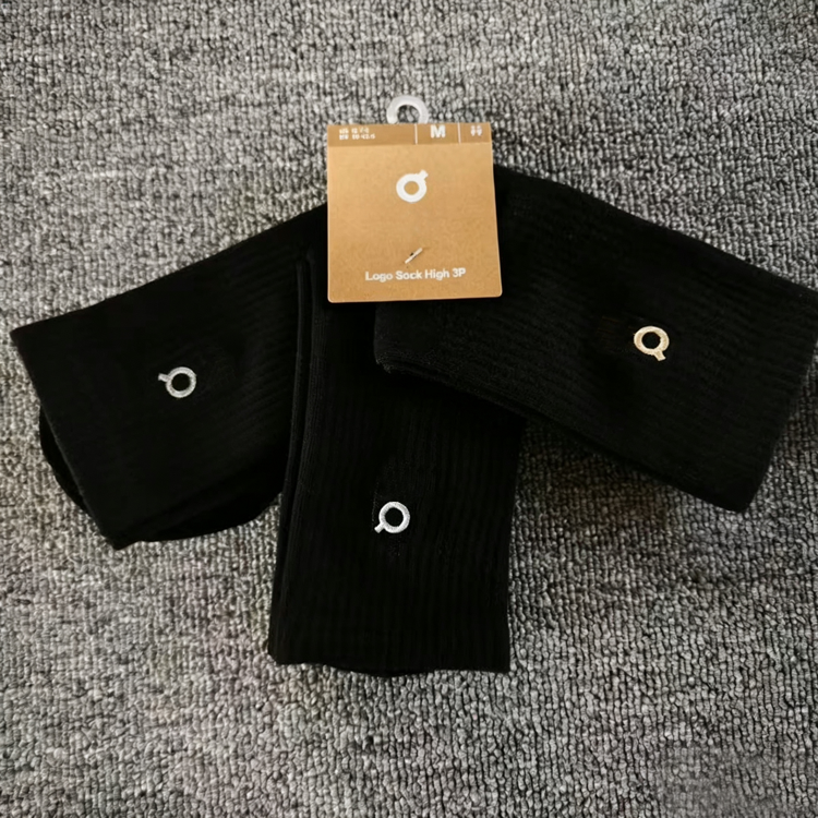 40641245 Minimal Logo Ribbed Crew Socks Soft Cotton Mid Calf Socks Multi Neutral Colors